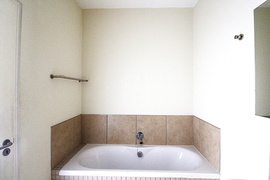 2 Bedroom Property for Sale in Rivonia Gauteng