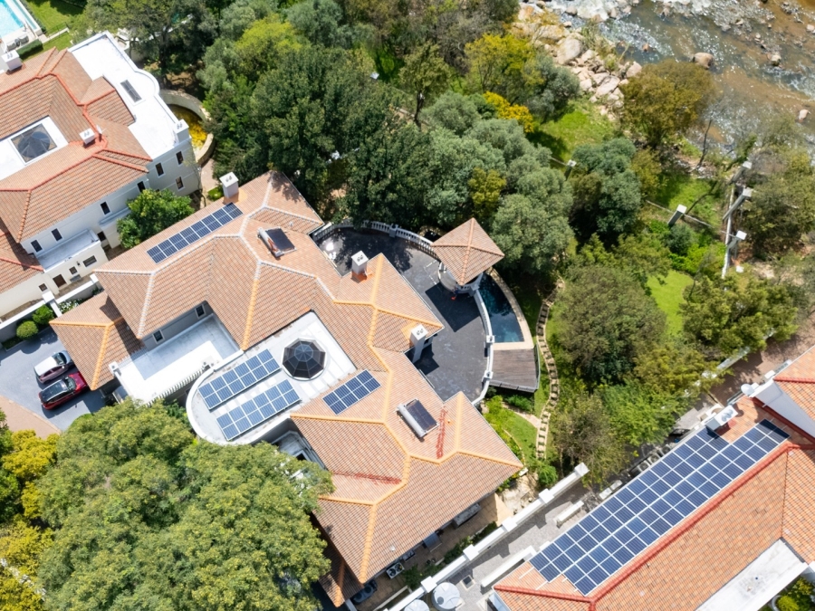 6 Bedroom Property for Sale in Beverley Gauteng