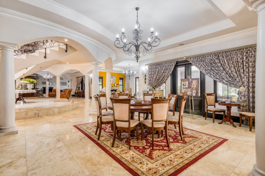 6 Bedroom Property for Sale in Beverley Gauteng