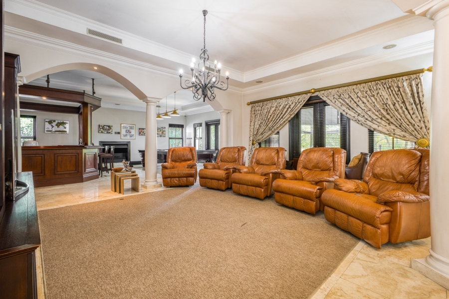 6 Bedroom Property for Sale in Beverley Gauteng