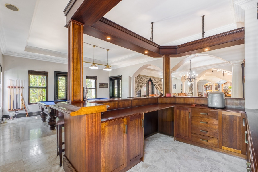 6 Bedroom Property for Sale in Beverley Gauteng