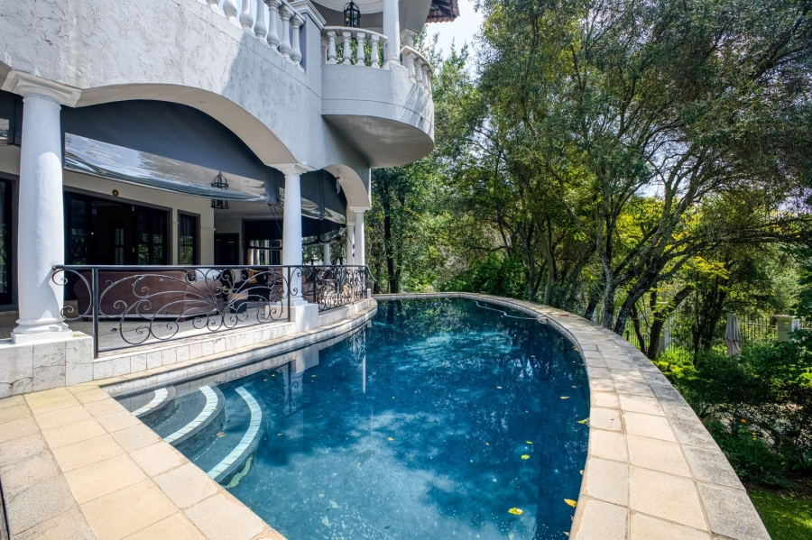 6 Bedroom Property for Sale in Beverley Gauteng