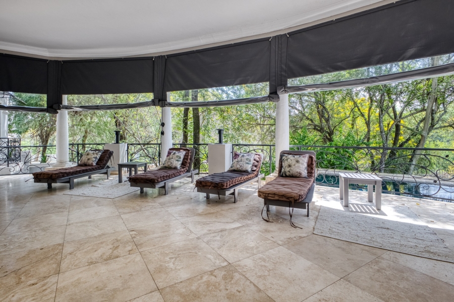 6 Bedroom Property for Sale in Beverley Gauteng