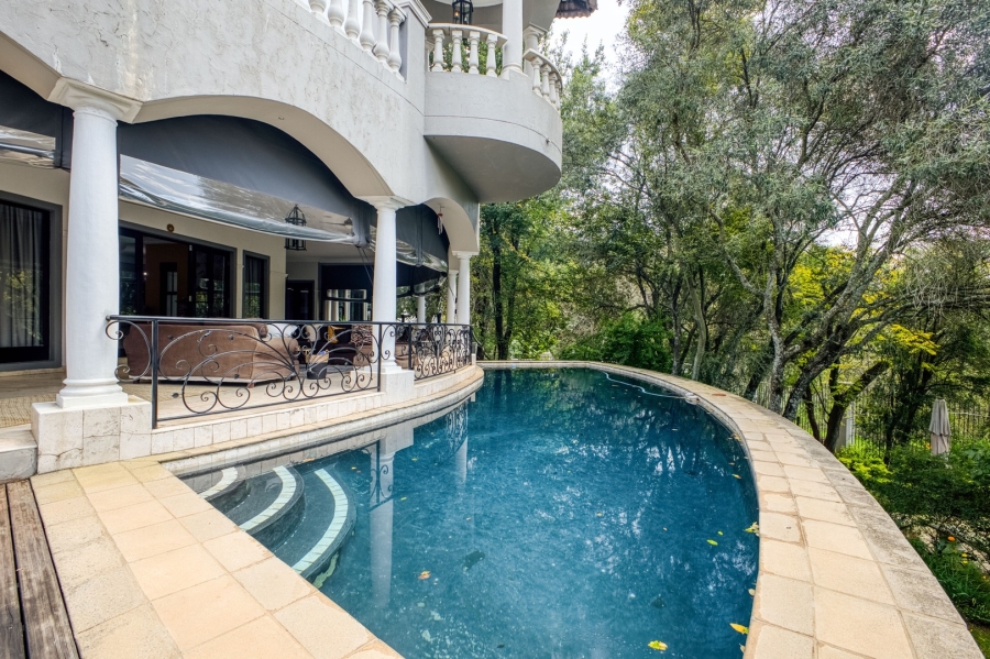 6 Bedroom Property for Sale in Beverley Gauteng