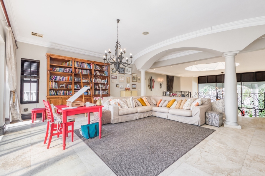 6 Bedroom Property for Sale in Beverley Gauteng