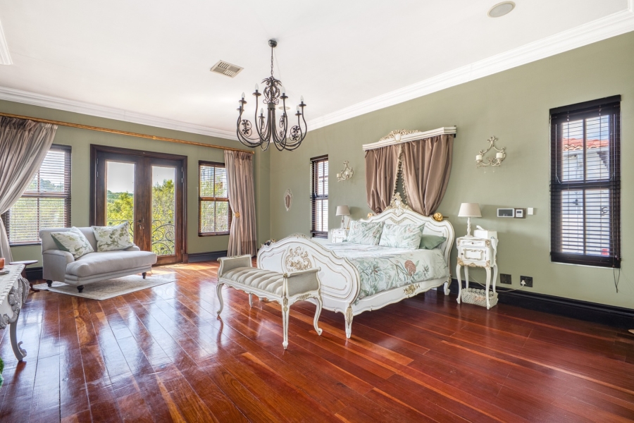 6 Bedroom Property for Sale in Beverley Gauteng