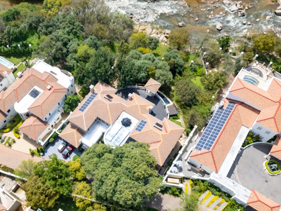 6 Bedroom Property for Sale in Beverley Gauteng