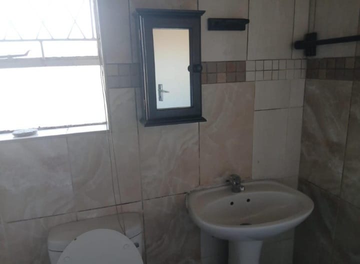 Commercial Property for Sale in Lenasia Ext 11 Gauteng