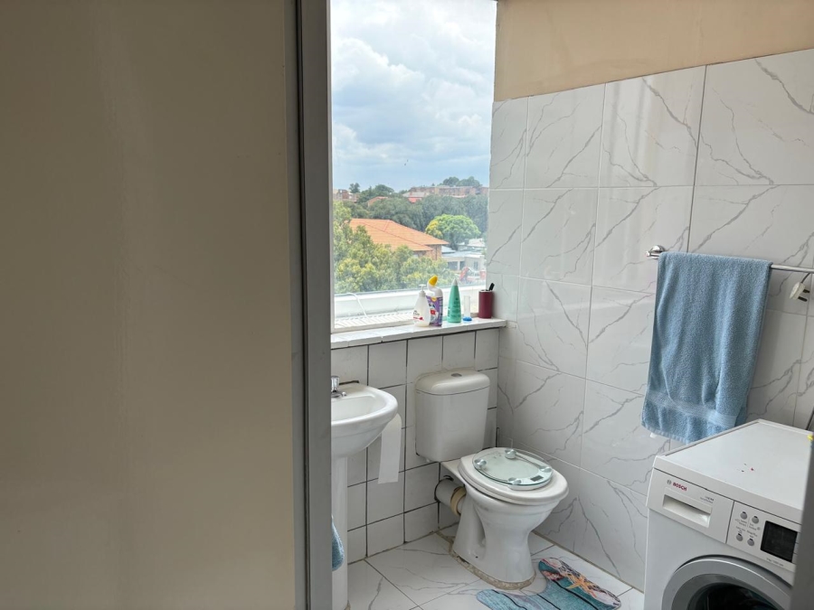 8 Bedroom Property for Sale in Alberton North Gauteng