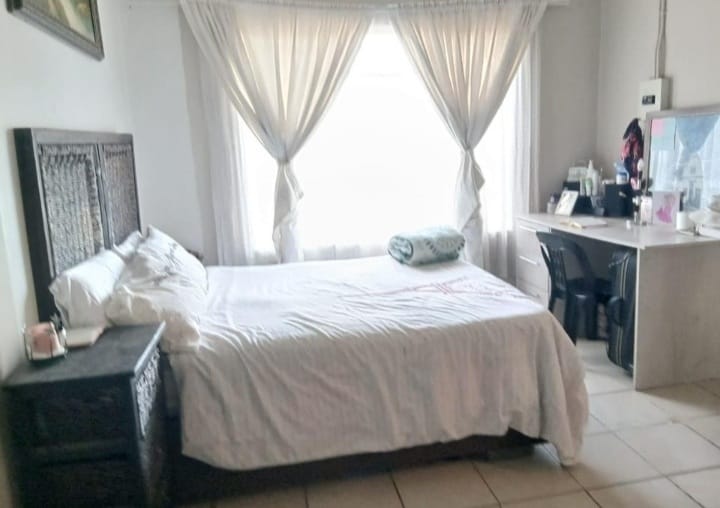 2 Bedroom Property for Sale in Regents Park Gauteng