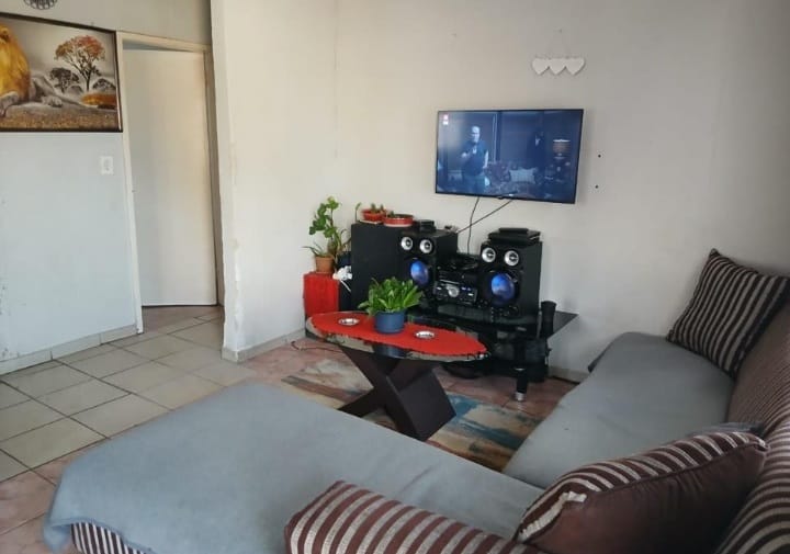 2 Bedroom Property for Sale in Regents Park Gauteng