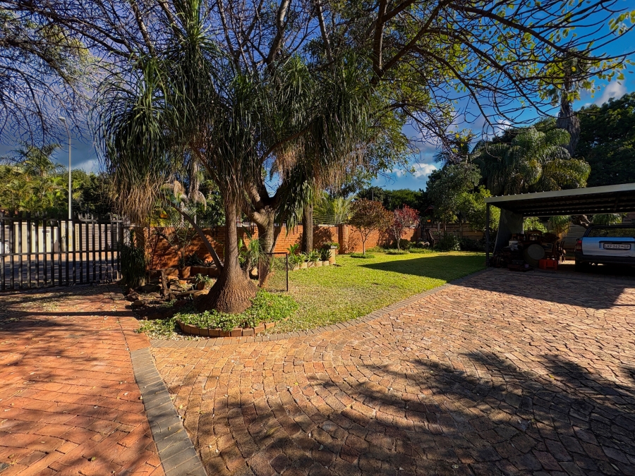 3 Bedroom Property for Sale in Theresa Park Gauteng