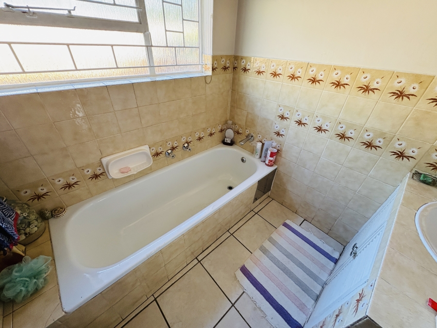 3 Bedroom Property for Sale in Theresa Park Gauteng