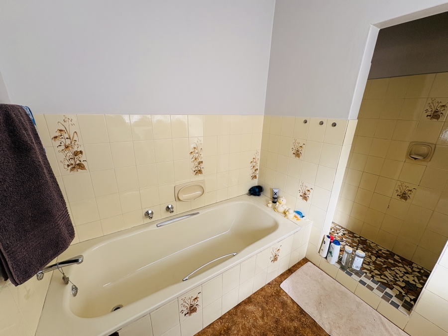 3 Bedroom Property for Sale in Theresa Park Gauteng