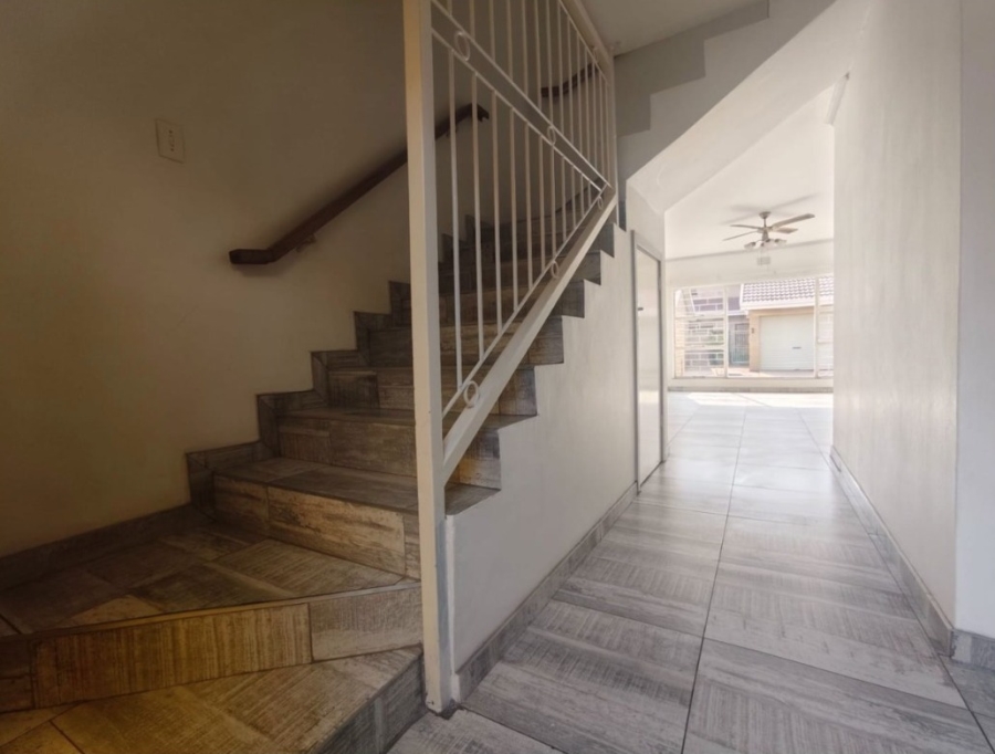3 Bedroom Property for Sale in Three Rivers Gauteng