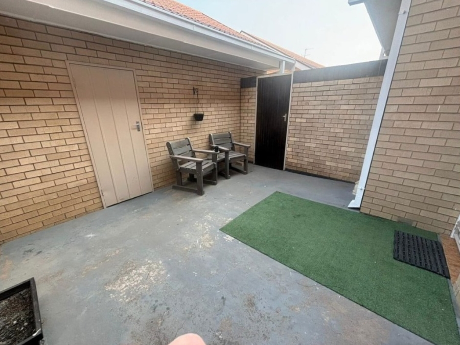 3 Bedroom Property for Sale in Three Rivers Gauteng