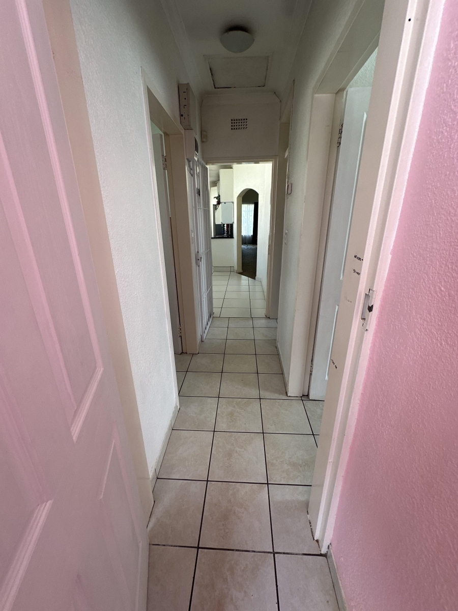 3 Bedroom Property for Sale in Brackendowns Gauteng