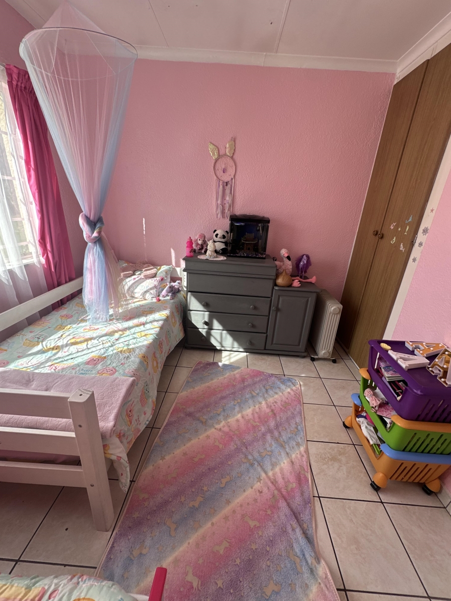 3 Bedroom Property for Sale in Brackendowns Gauteng