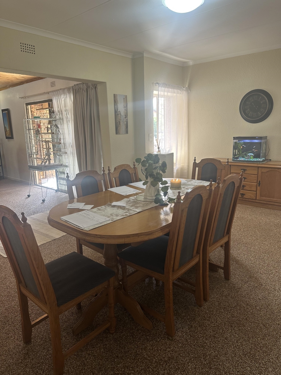 3 Bedroom Property for Sale in Brackendowns Gauteng