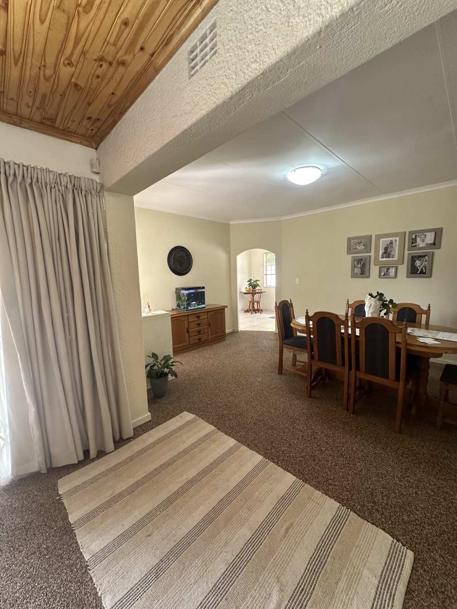 3 Bedroom Property for Sale in Brackendowns Gauteng