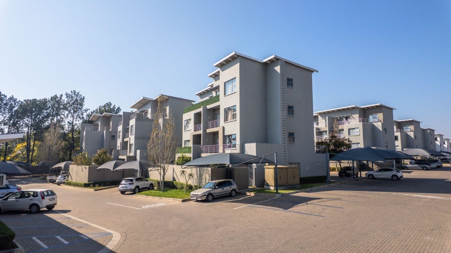 To Let 2 Bedroom Property for Rent in Broadacres Gauteng