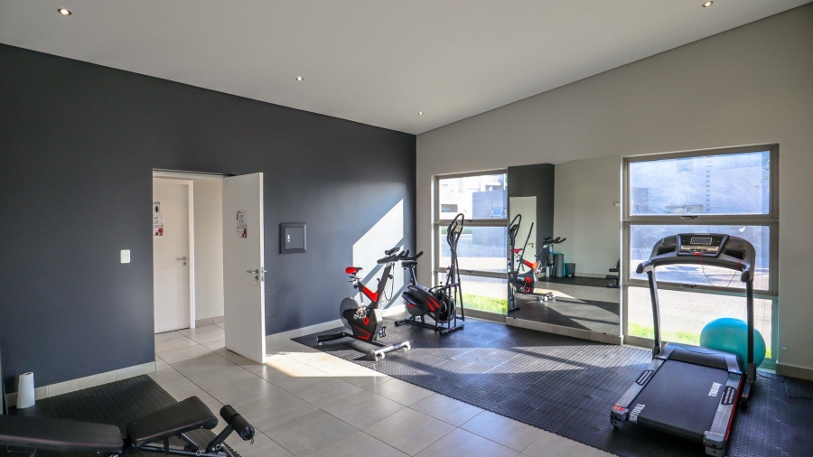 To Let 2 Bedroom Property for Rent in Broadacres Gauteng