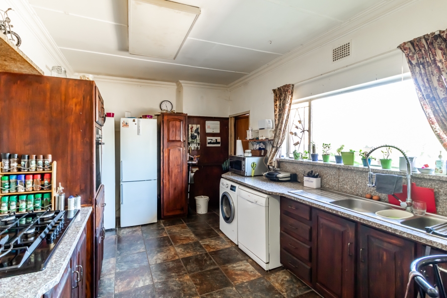 3 Bedroom Property for Sale in Waverley Gauteng