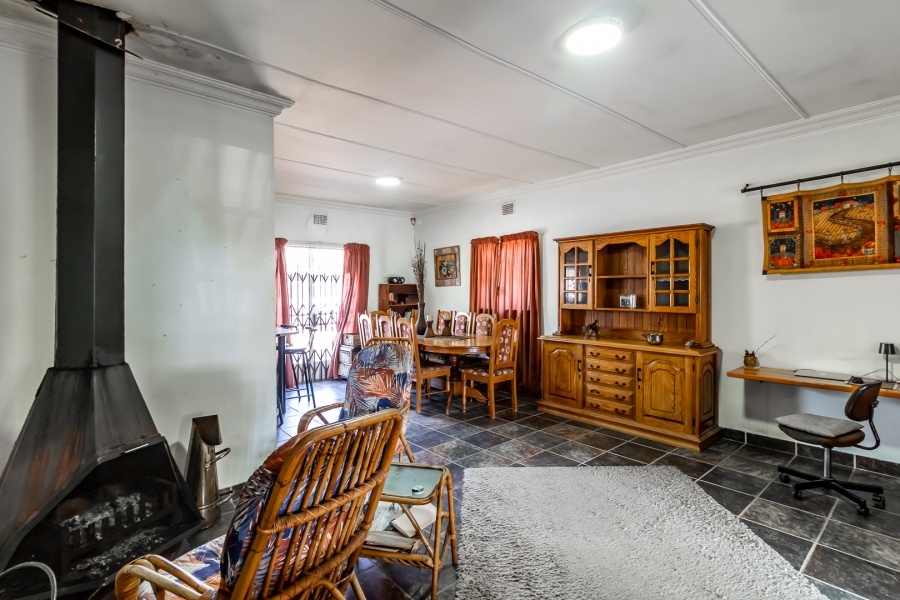 3 Bedroom Property for Sale in Waverley Gauteng