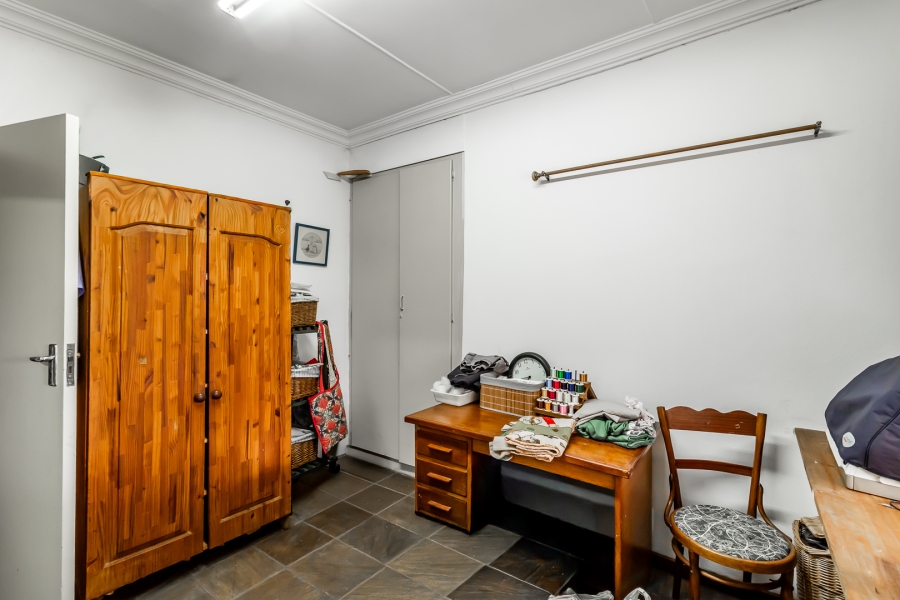 3 Bedroom Property for Sale in Waverley Gauteng
