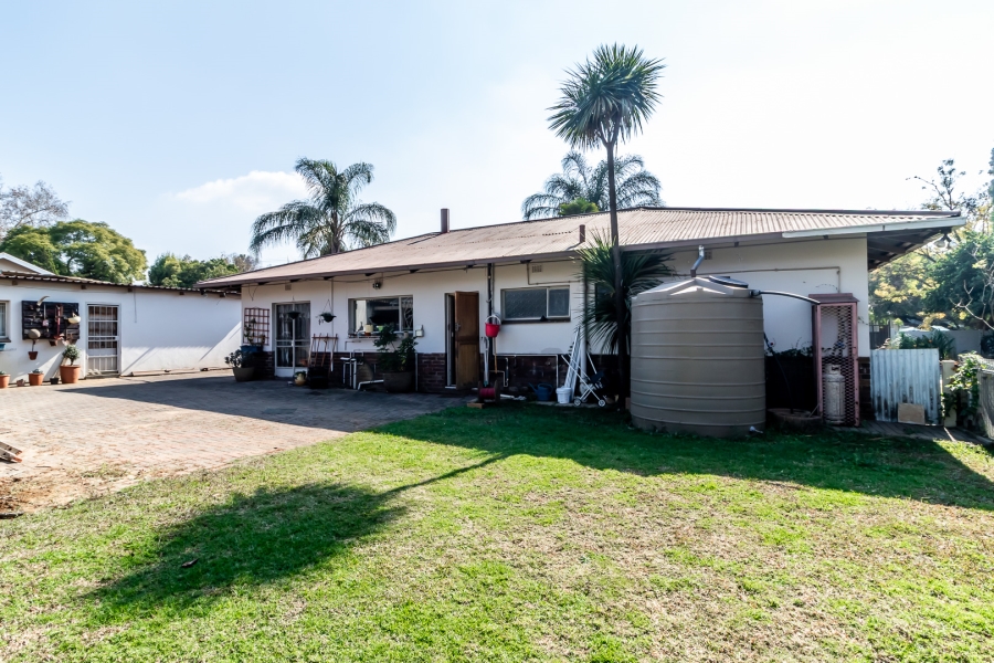 3 Bedroom Property for Sale in Waverley Gauteng