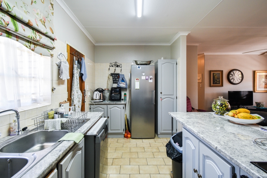 2 Bedroom Property for Sale in Montana Gauteng