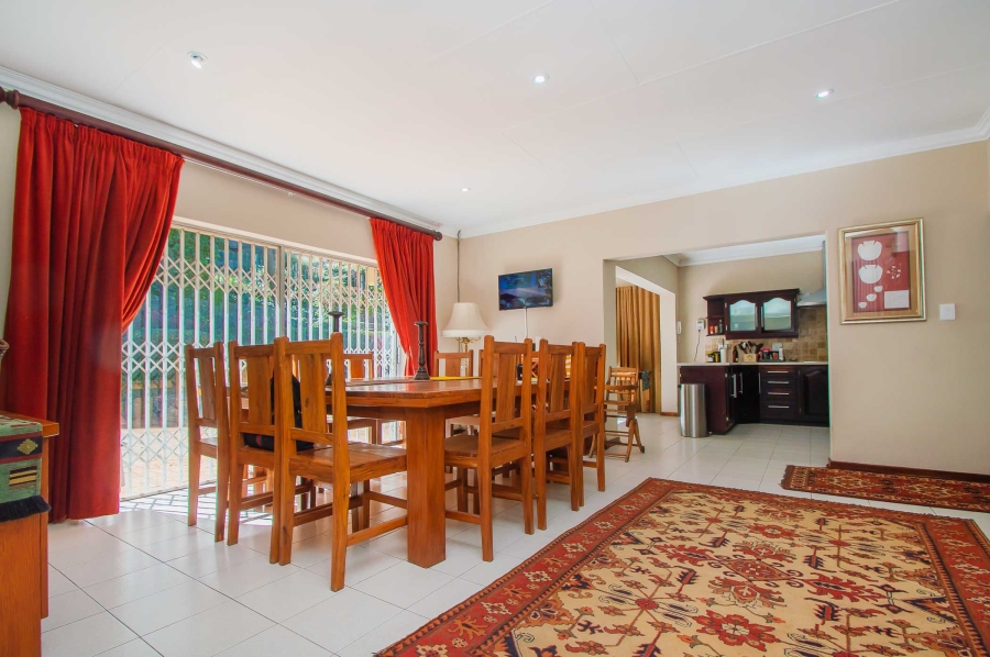 6 Bedroom Property for Sale in Quellerina Gauteng