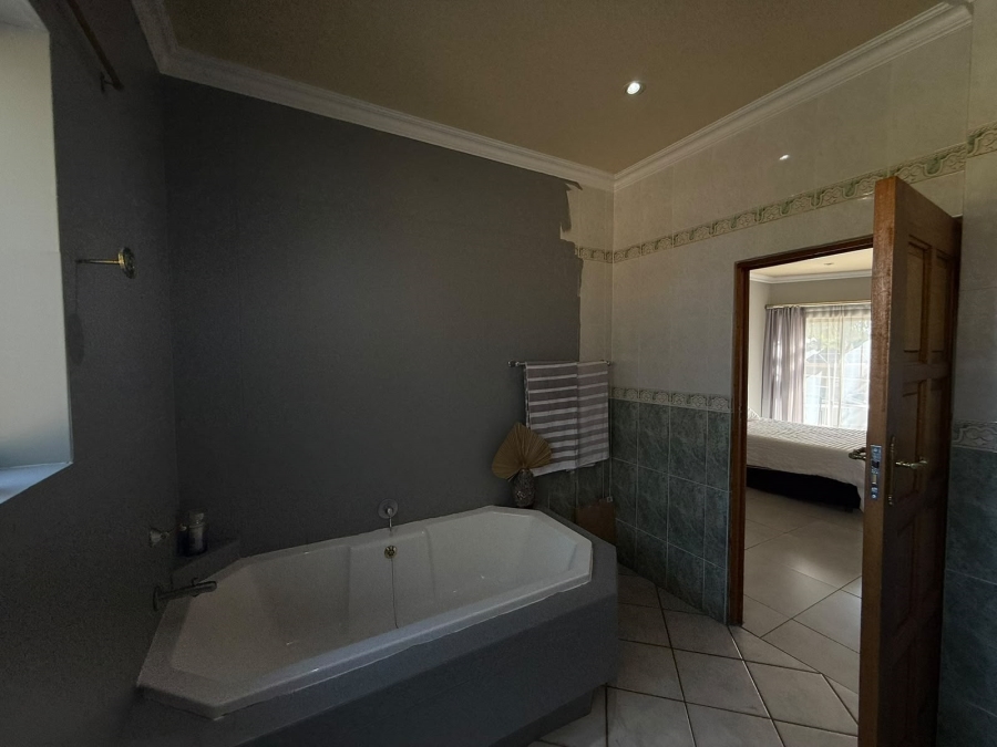 4 Bedroom Property for Sale in Boksburg West Gauteng