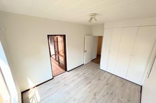 2 Bedroom Property for Sale in Pineslopes Gauteng