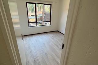2 Bedroom Property for Sale in Pineslopes Gauteng
