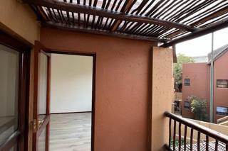 2 Bedroom Property for Sale in Pineslopes Gauteng