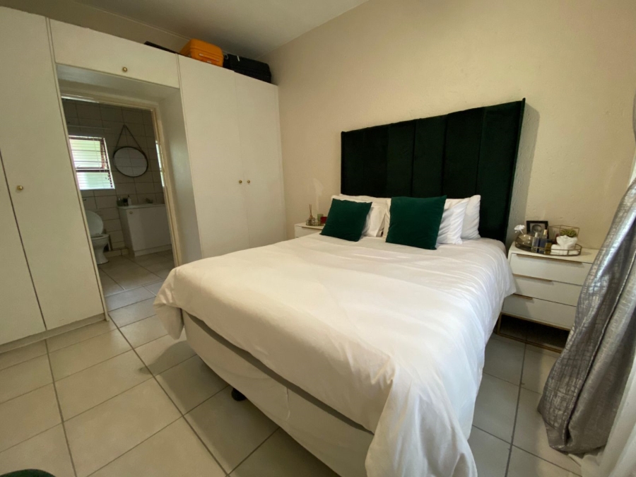 To Let 1 Bedroom Property for Rent in Paulshof Gauteng