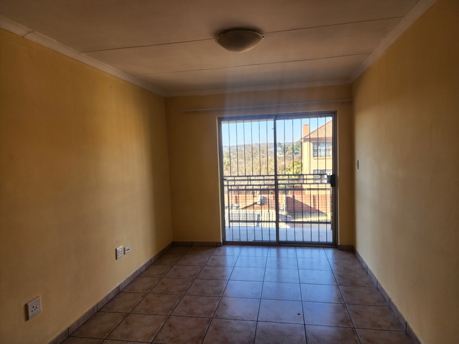 To Let 2 Bedroom Property for Rent in Sonneglans Gauteng
