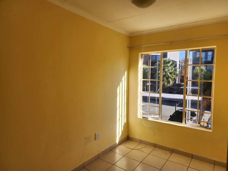To Let 2 Bedroom Property for Rent in Sonneglans Gauteng