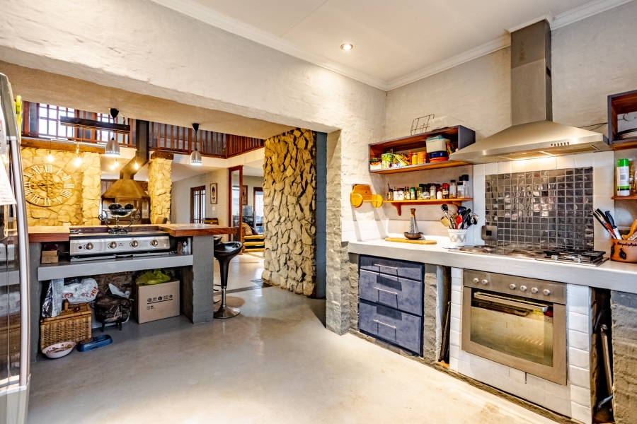 4 Bedroom Property for Sale in Olympus AH Gauteng