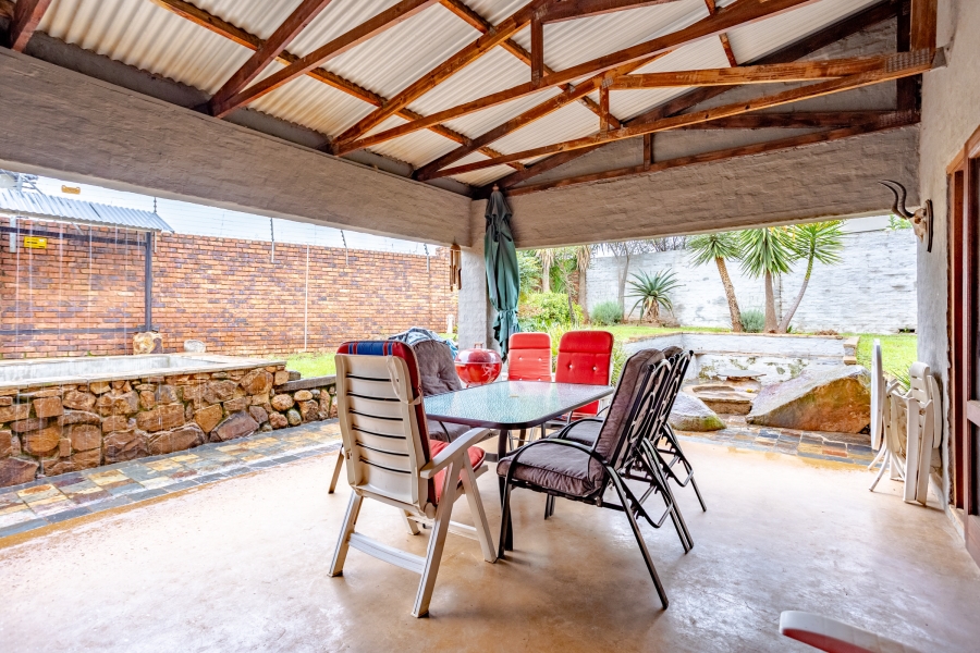 4 Bedroom Property for Sale in Olympus AH Gauteng