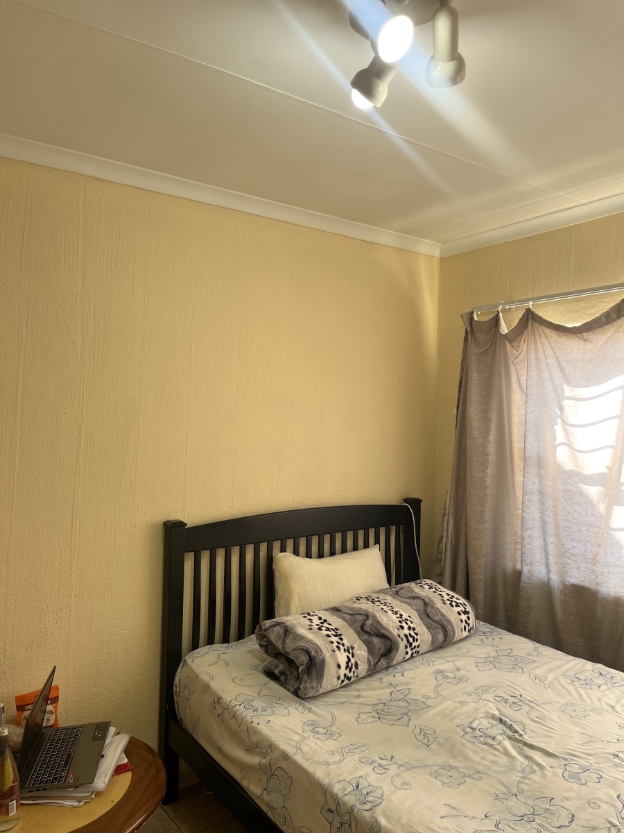 3 Bedroom Property for Sale in Vorna Valley Gauteng