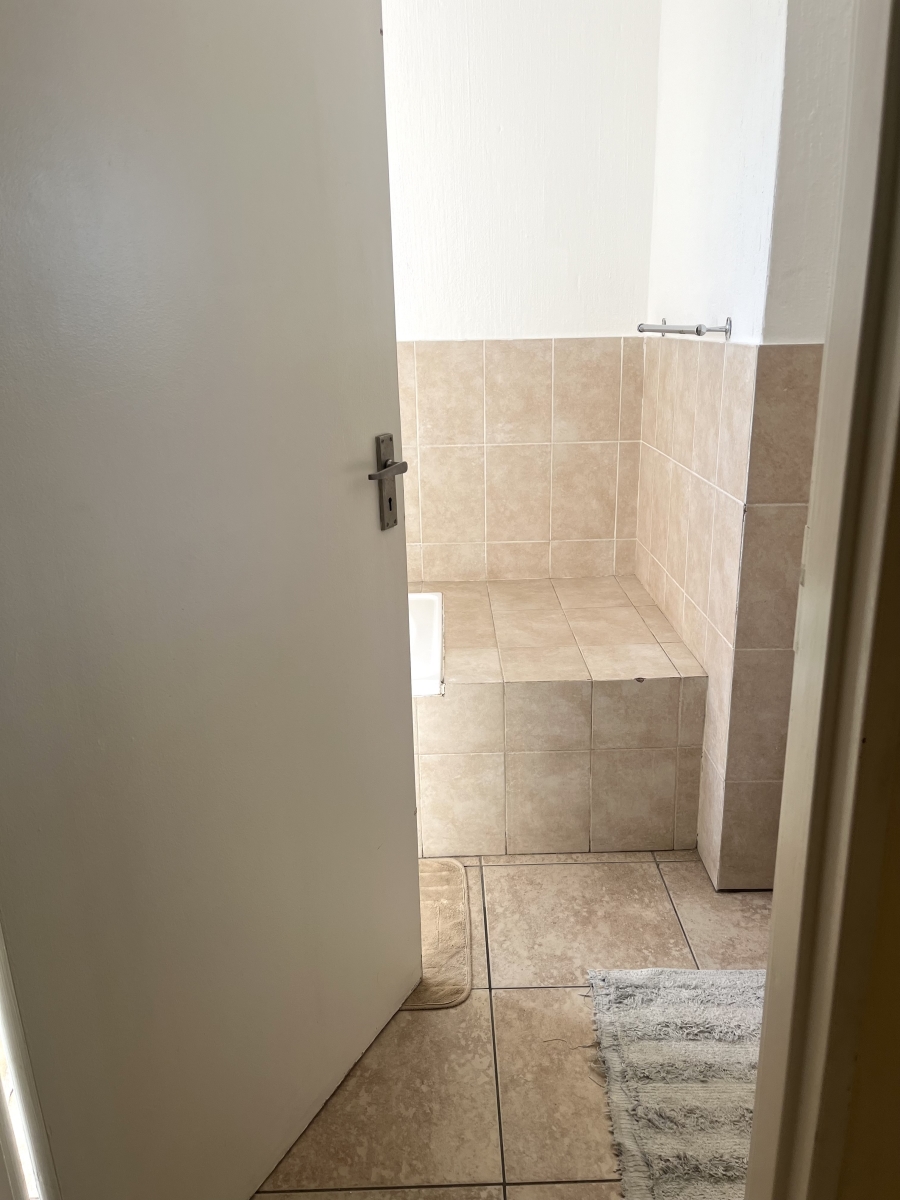 3 Bedroom Property for Sale in Vorna Valley Gauteng