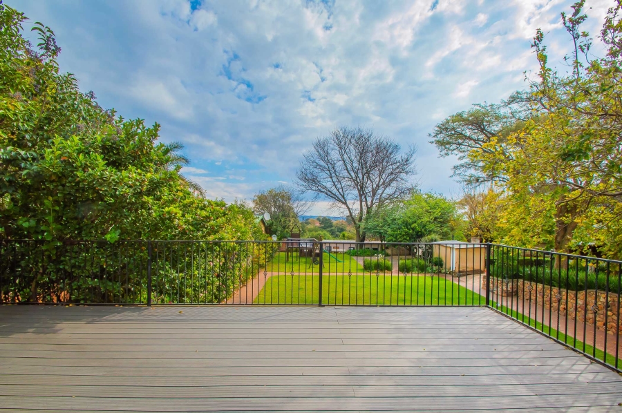 3 Bedroom Property for Sale in Linden Gauteng