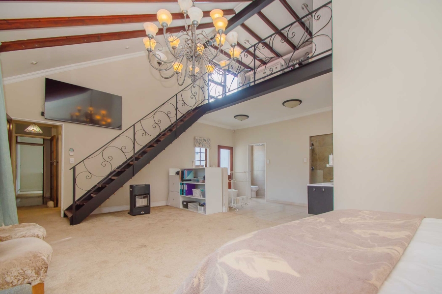 3 Bedroom Property for Sale in Linden Gauteng