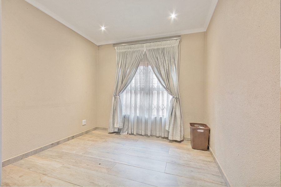 3 Bedroom Property for Sale in North Riding Gauteng