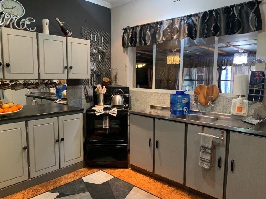 3 Bedroom Property for Sale in Vanderbijlpark SE 6 Gauteng