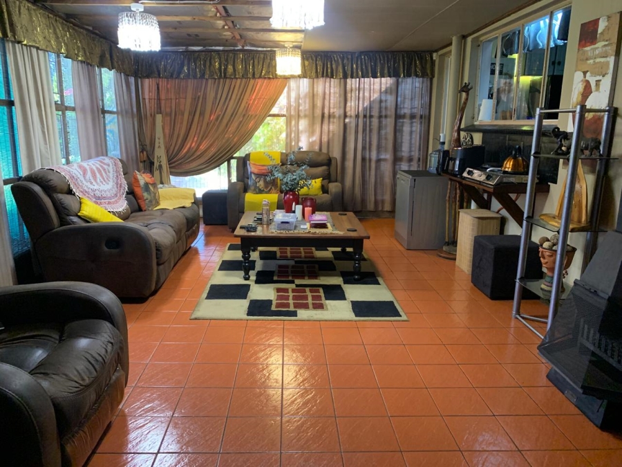 3 Bedroom Property for Sale in Vanderbijlpark SE 6 Gauteng