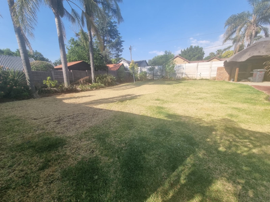 To Let 3 Bedroom Property for Rent in Rooihuiskraal Gauteng
