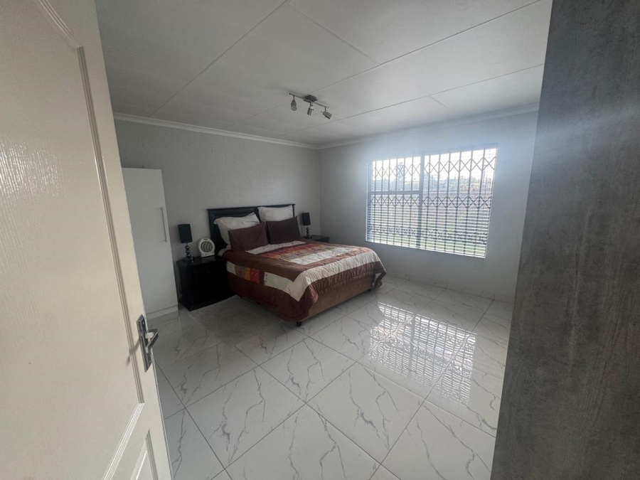 3 Bedroom Property for Sale in Ravenswood Gauteng